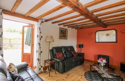 Bishops Castle Casa | The Old Barn, Bishops Castle