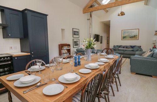 Llandefeilog Casa | THE OLD CARRIAGE COURT, pet friendly, with open fire in Kidwelly