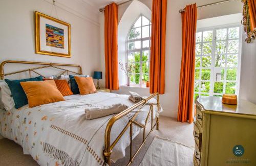 Upwey Casa | The Old Chapel - Exclusive Retreat