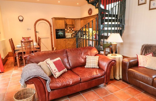 Woolley Moor Cabaña | The Old Chapel