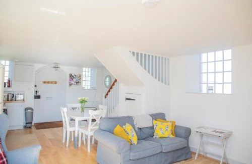 Marlborough Casa | The Old Chapel