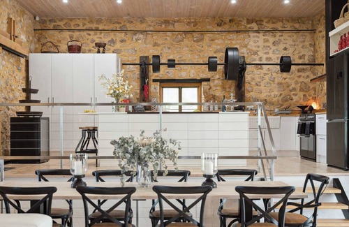 Nangkita Casa | The Old Cheese Factory, historical, pet friendly