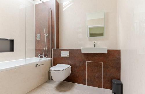 Pimperne Casa | The Old Coach House - Hot Tub - Dorset