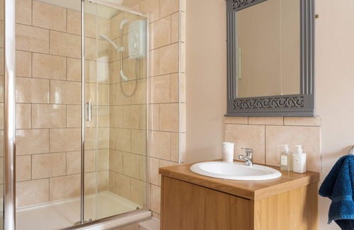 Penryn Casa | The Old Dairy, stylish and comfortable accommodation for 2 near Falmouth