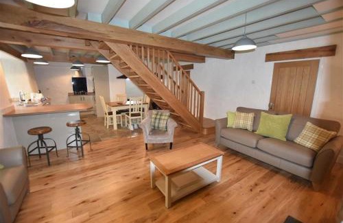 St Brides Casa | The Old Farmhouse Kitchen