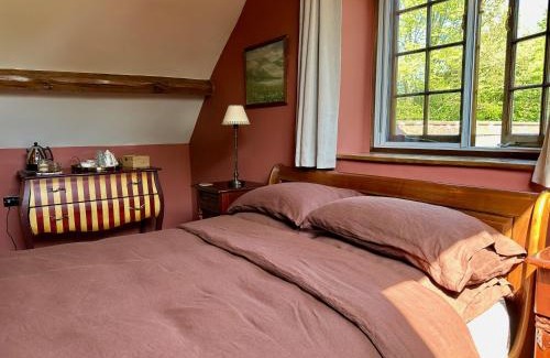 Compton Abbas Cama Y Desayuno | The Old Forge B&B and Glamping