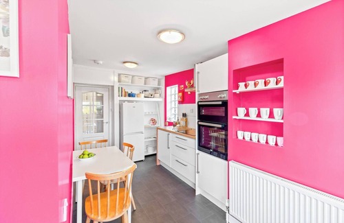 Tayport Chalet De Esquí | The Old Jewellers – Cosy retreat with rich history