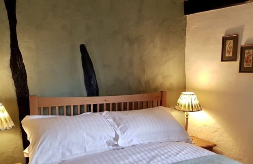 Bildeston Cabaña | The Old Meeting House: Historic 2-bed Cottage