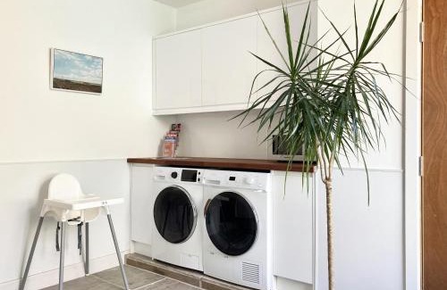 Wadsworth Apartamento | The Old Riverside School House Apt 3