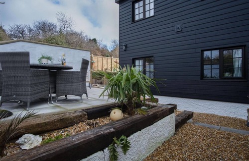 Wiseman's Bridge Casa | The Old Spa - 2 Bedroom Cottage - Pleasant Valley
