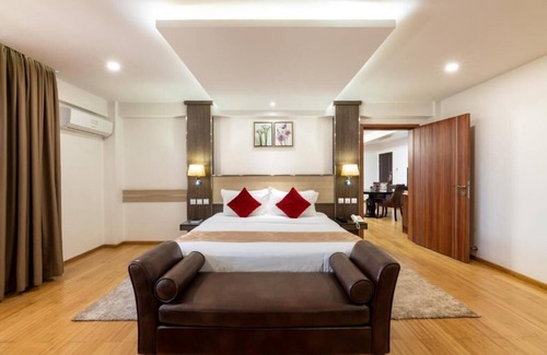 Biashara Hotel | The Ole-Ken Hotel