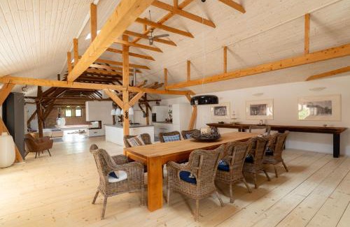 Fagaras Apartamento | The Open Space