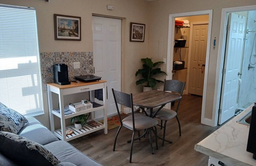 Sun 'N Lake Casa | THE ORCHARD SUITE OF SEBRING