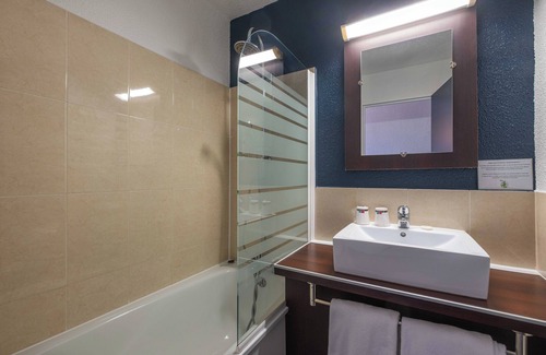 Montaudran - Lespinet Hotel | The originals Hotel Ariane, Toulouse