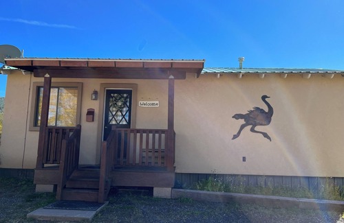 Springerville Cabaña | The Ostrich House! Cozy, comfortable and private.