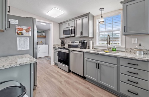 Hackberry Casa | The Oyster House – Waterfront