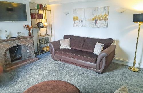 Ault Hucknall Casa | The Pantiles