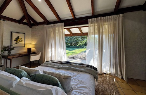 Coldstream Otro | The Pavilion Yarra Valley pet friendly luxury retreat & boutique wedding venue