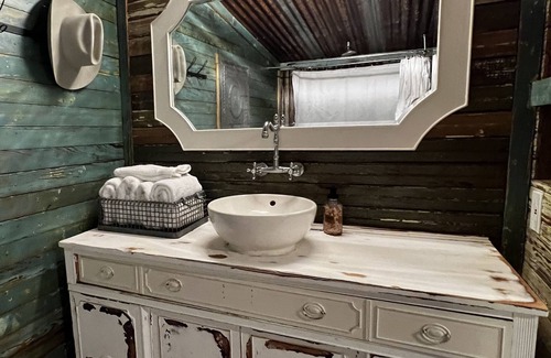 Round Top Casa | The Peaceful Bungalow