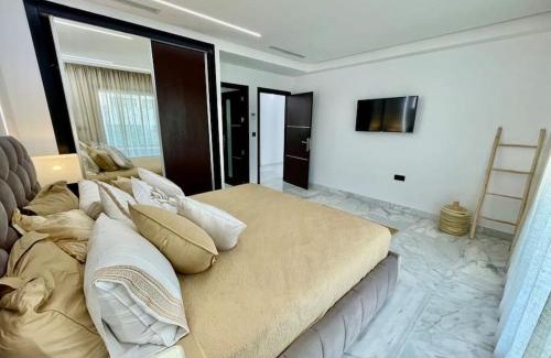 Malabata Apartamento | The Pearl Penthouse - Jacuzzi & Views