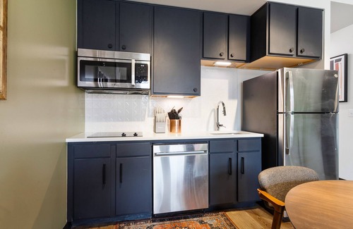 Central Business District Apartamento | The Pelican by Hosteeva