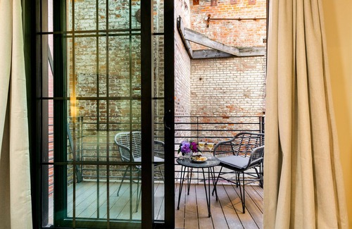 Central Business District Apartamento | The Pelican by Hosteeva