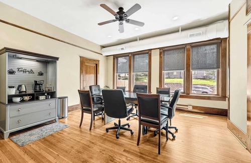 Siloam Springs Apartamento | The Penthouse, #6 at The Connely Harrington