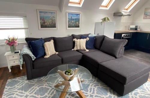 Porthcawl Apartamento | The Penthouse at Percy House Pet Friendly 2 Bedroom Apartment in Porthcawl Sleeps 4 people Located in the town centre