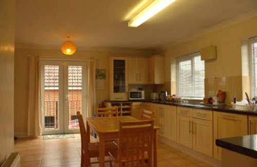 Staines Casa | The Penton Guest House
