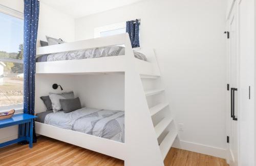 Philipsburg Casa | The Perch - Family Friendly! Panoramic Views!