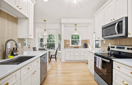 Hillsborough Casa | The Perfect Getaway on 2.5 Acres in Hillsborough