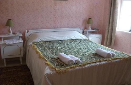 Polkovnik Serafimovo Casa | The Pink House