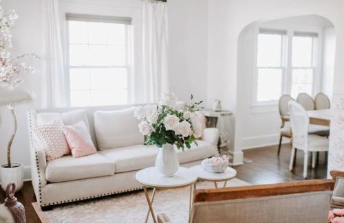 Clarksville Casa | The Pink House in Downtown Clarksville