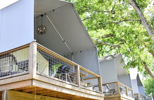 Sutherland Springs Cabina | The place you have been looking for! Brand new Cabin on gorgeous Creek! - RC9