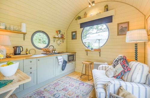 Severn Stoke Casa | The Pod - Riverside Retreat