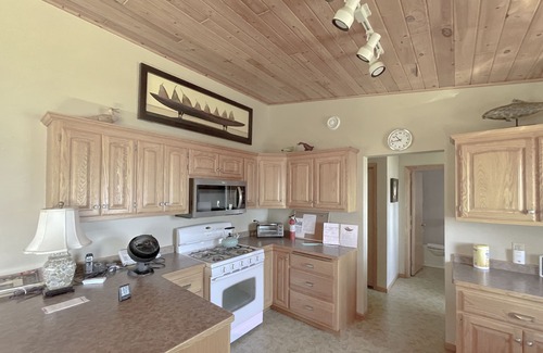 Cass Lake Casa | The Point, ubicado entre 2 orillas, 2 muelles, amaneceres / vistas, playa de arena y 15 acres