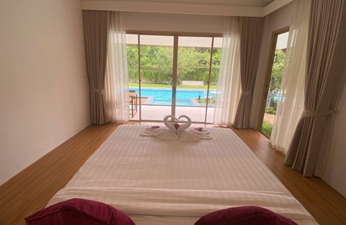 Khanong Phra Complejo | The Poom Garden Khao Yai