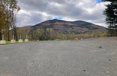 Colebrook Complejo | The Porch on Main