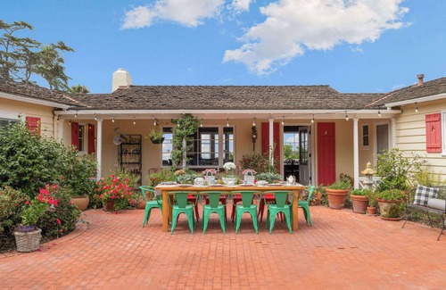 Country Club Casa | The Porter House - La Jolla Ocean Views | Hot Tub