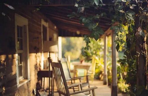 Farmington Cabina | The Portico Cabin at High Shoals