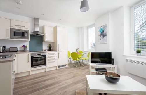 Barnwood Apartamento | The Post House One by Fortuna Property, The Post House One Apartment