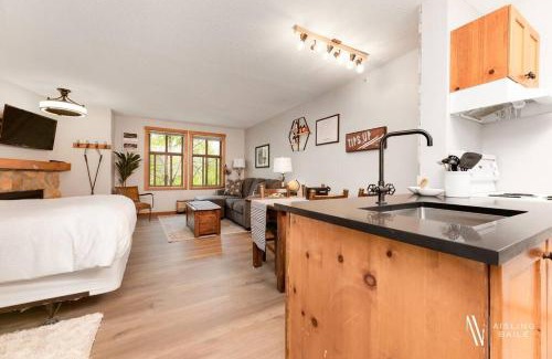 East Kootenay Apartamento | The Powder Nook, Hot Pools, Mile 1 Express Chair