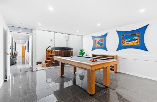 Shearwater Casa | The Prescription Pad - Group Getaway for Families