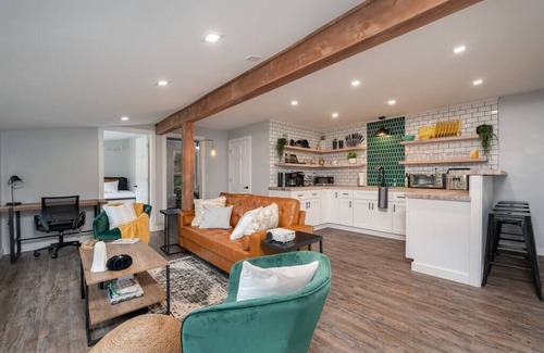 Turkey City Casa | Emlenton Cabin