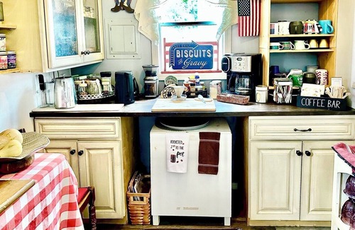 Kingman Cabina | The Quail's Nest: Experience Arizona Agritourism