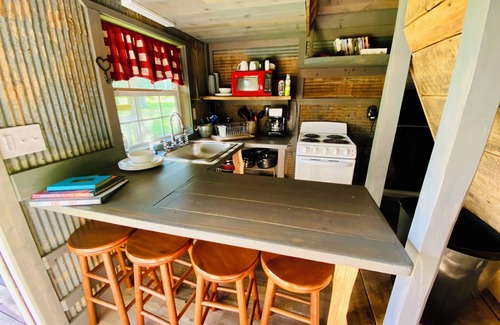 Compton Cabina | The Ranch House Cabin at Elkhorn Cabins
