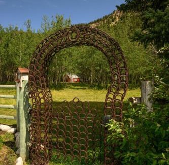 Livingston Casa | The Red House Homestead