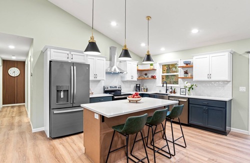 Harrisburg Casa | The Respite: Spacious beautiful new build, sleeps 8-10. 7 minutes from Hershey.