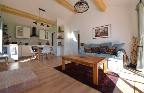 Roquefixade Cabaña | The Restoration Place Pyrenees