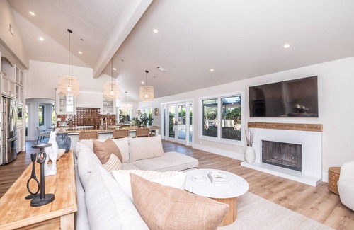 Kit Carson Casa | The Retreat: Game Room, Pool Table, Pool & Hot tub